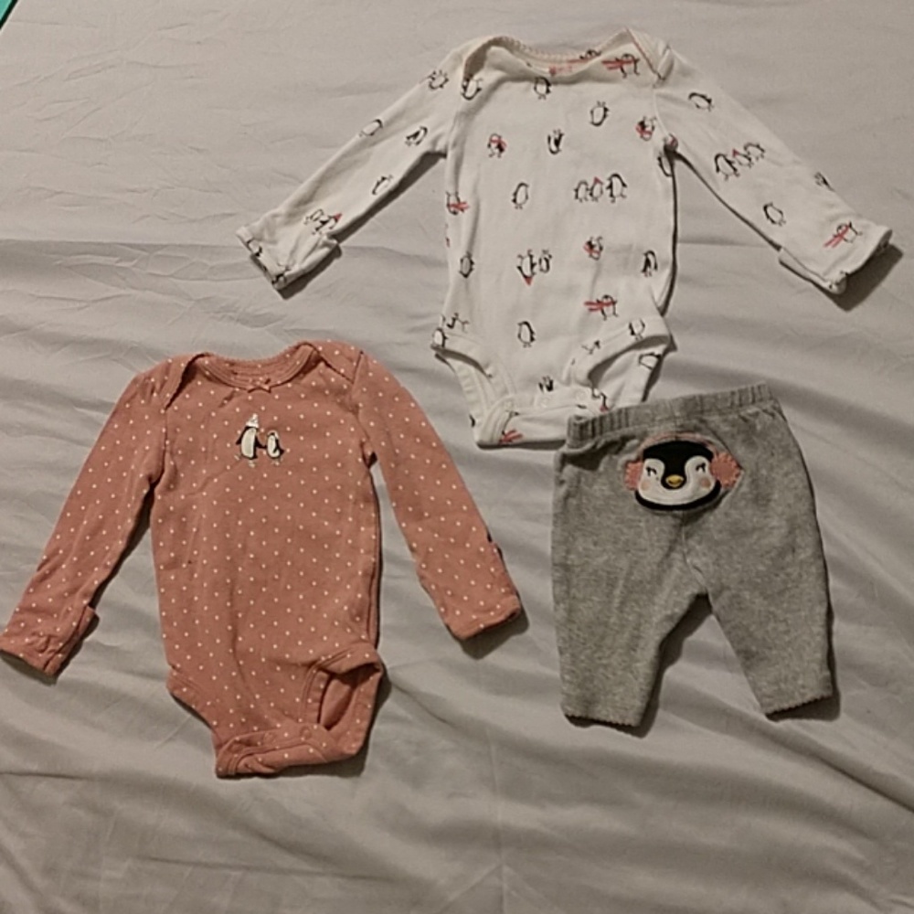 Carter's penguin set